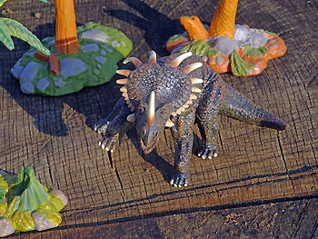Rubaeosaurus ovatus by Collecta, 2007